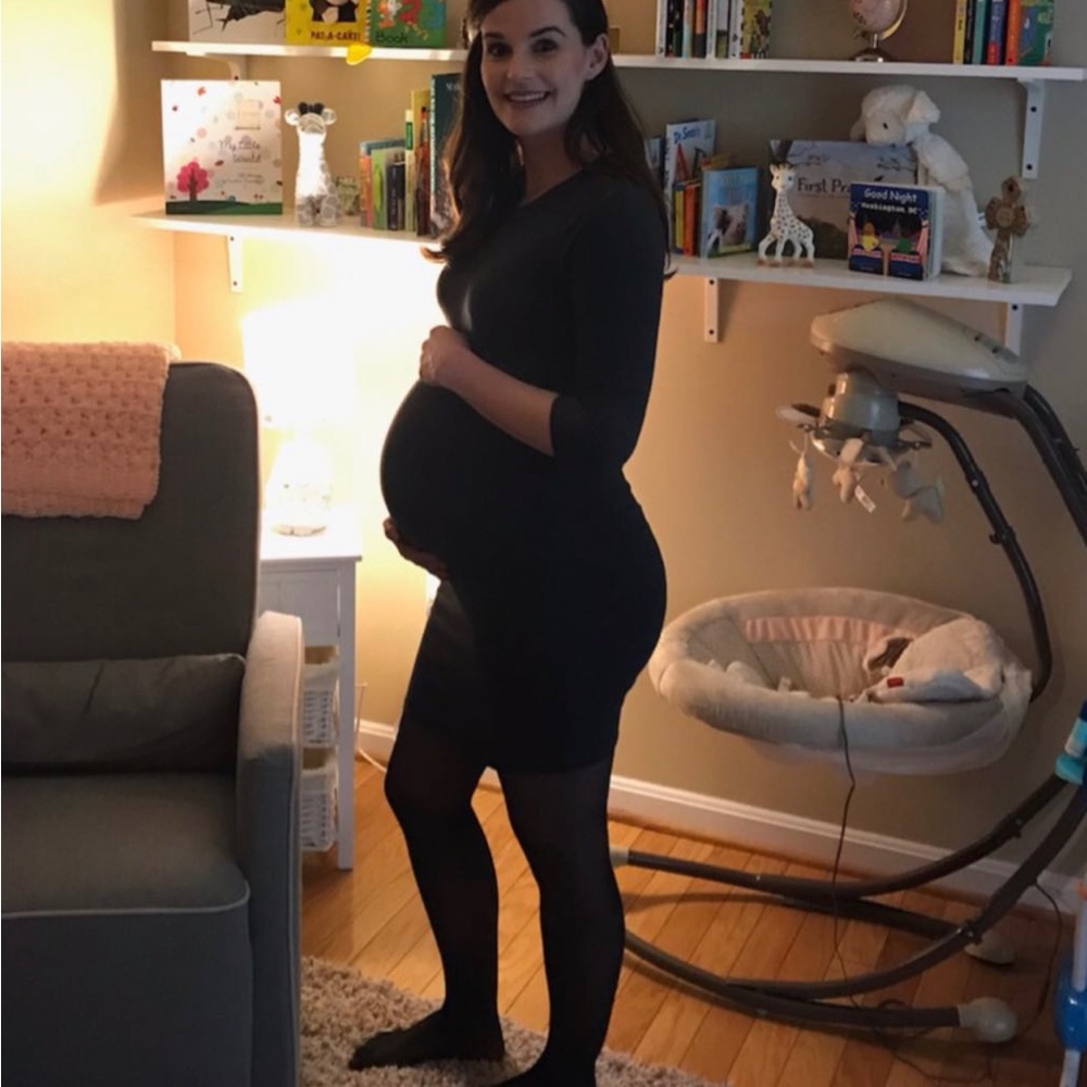 Motherhood maternity size s grey form fitting dress.